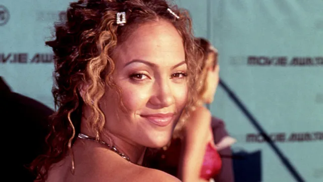 Jennifer Lopez at the 1998 MTV Movie Awards