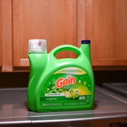 gain laundry detergent