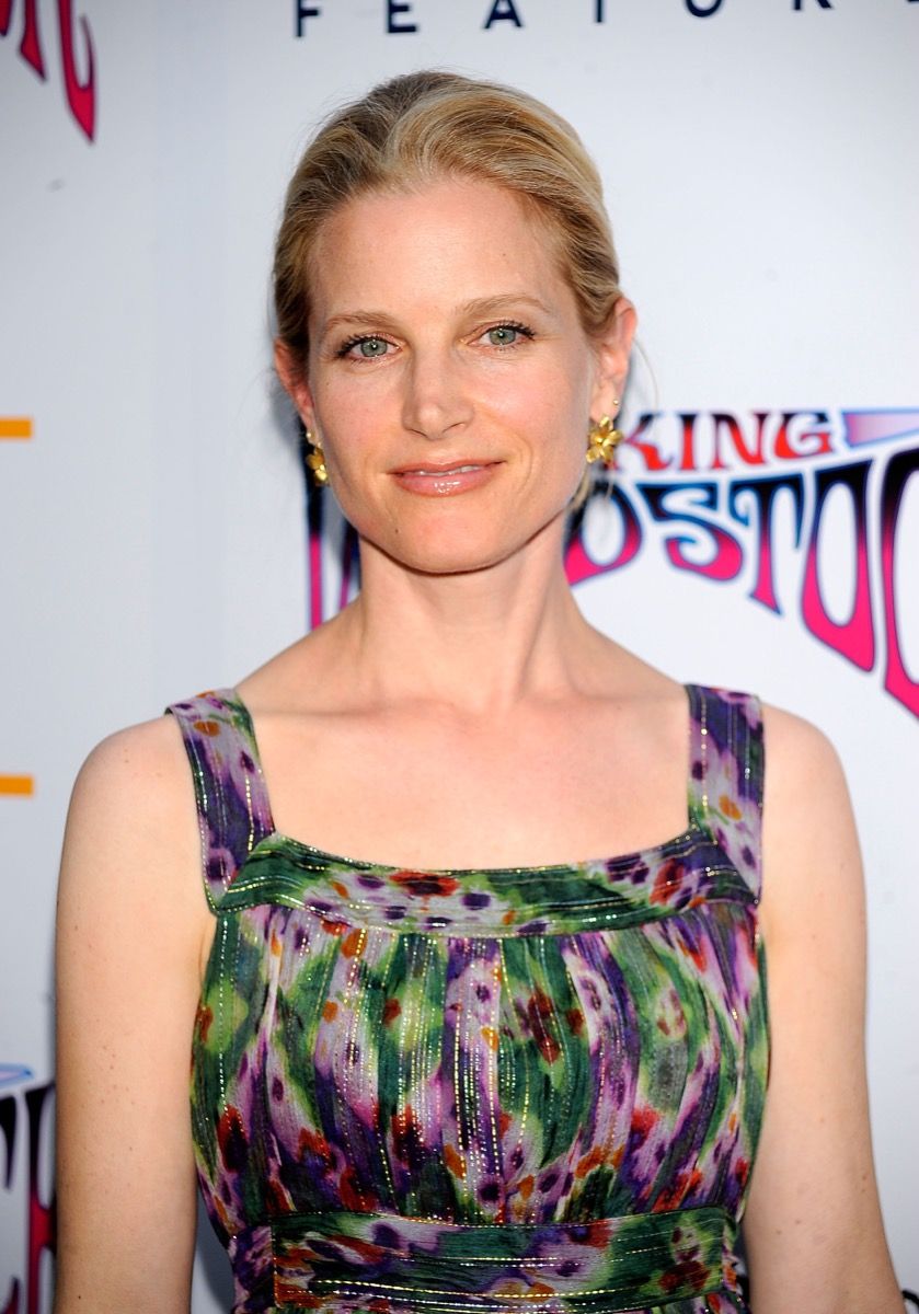 Bridget Fonda looks unrecognisable as she steps out amid acting retirement