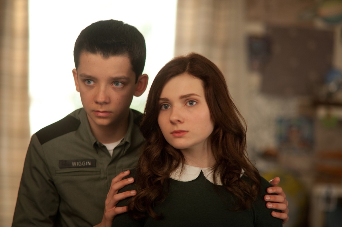 Asa Butterfield and Abigail Breslin in Ender's Game