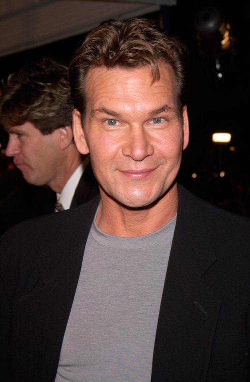 Actor PATRICK SWAYZE at the Los Angeles premiere of Cast Away. 07DEC2000. Paul Smith / Featureflash