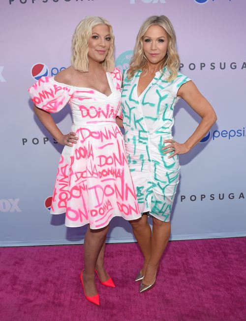 Tori Spelling and Jennie Garth at the Beverly Hills, 90210 Peach Pit Pop-Up in 2019