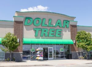 A Dollar Tree storefront exterior