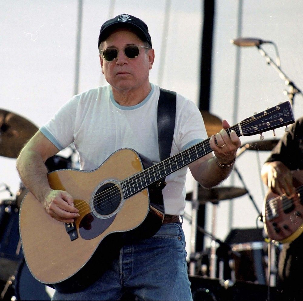 Paul Simon Reveals Sudden Hearing Loss: “Nobody Has An Explanation For It”