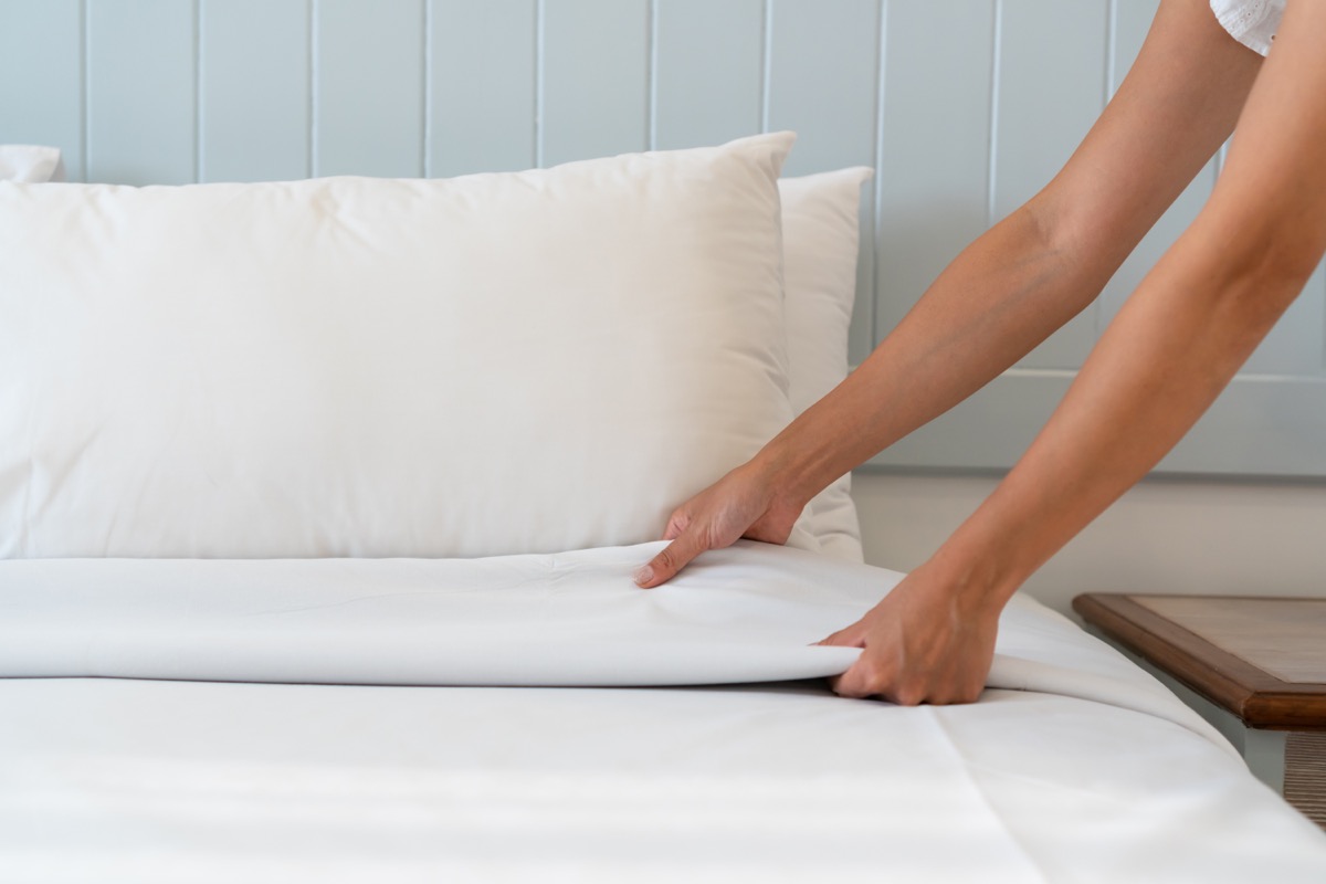 The Gross Reason to Never Make Your Bed Right After Waking