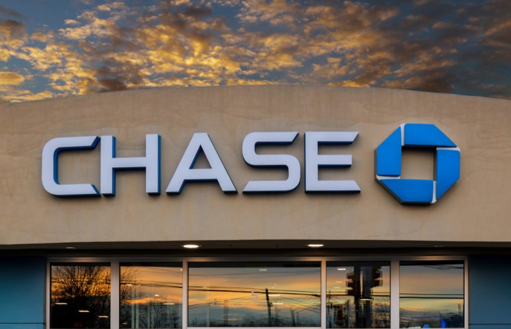Chase bank storefront