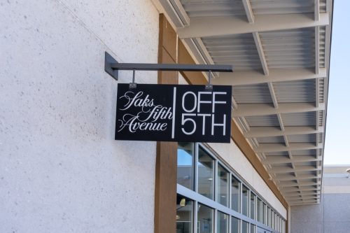 saks off 5th store