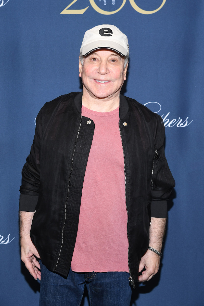 Paul Simon Reveals Sudden Hearing Loss: “Nobody Has an Explanation for It”