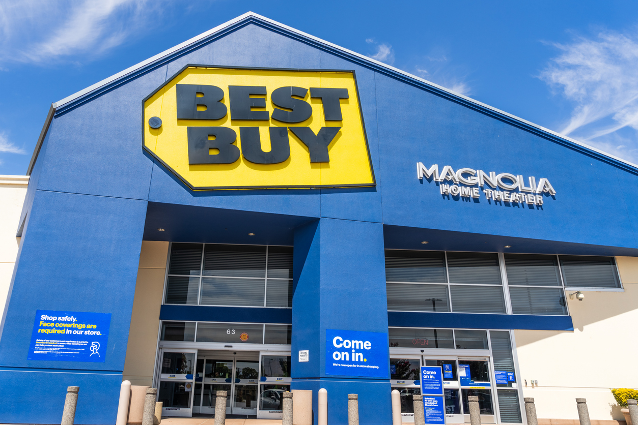 A Best Buy storefront exterior