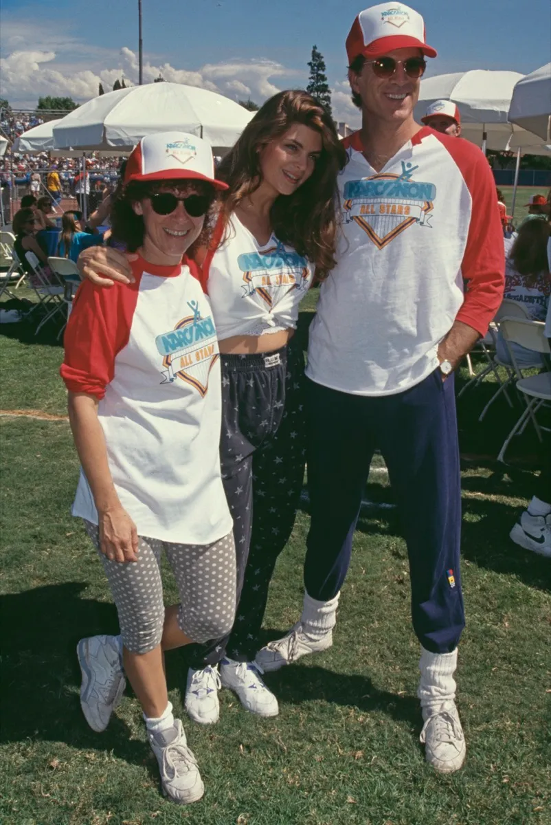 Rhea Perlman, Kirstie Alley, và Ted Danson năm 1991