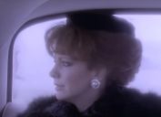 reba mcentire trong video cho các bài hát xúc phạm thập niên 90