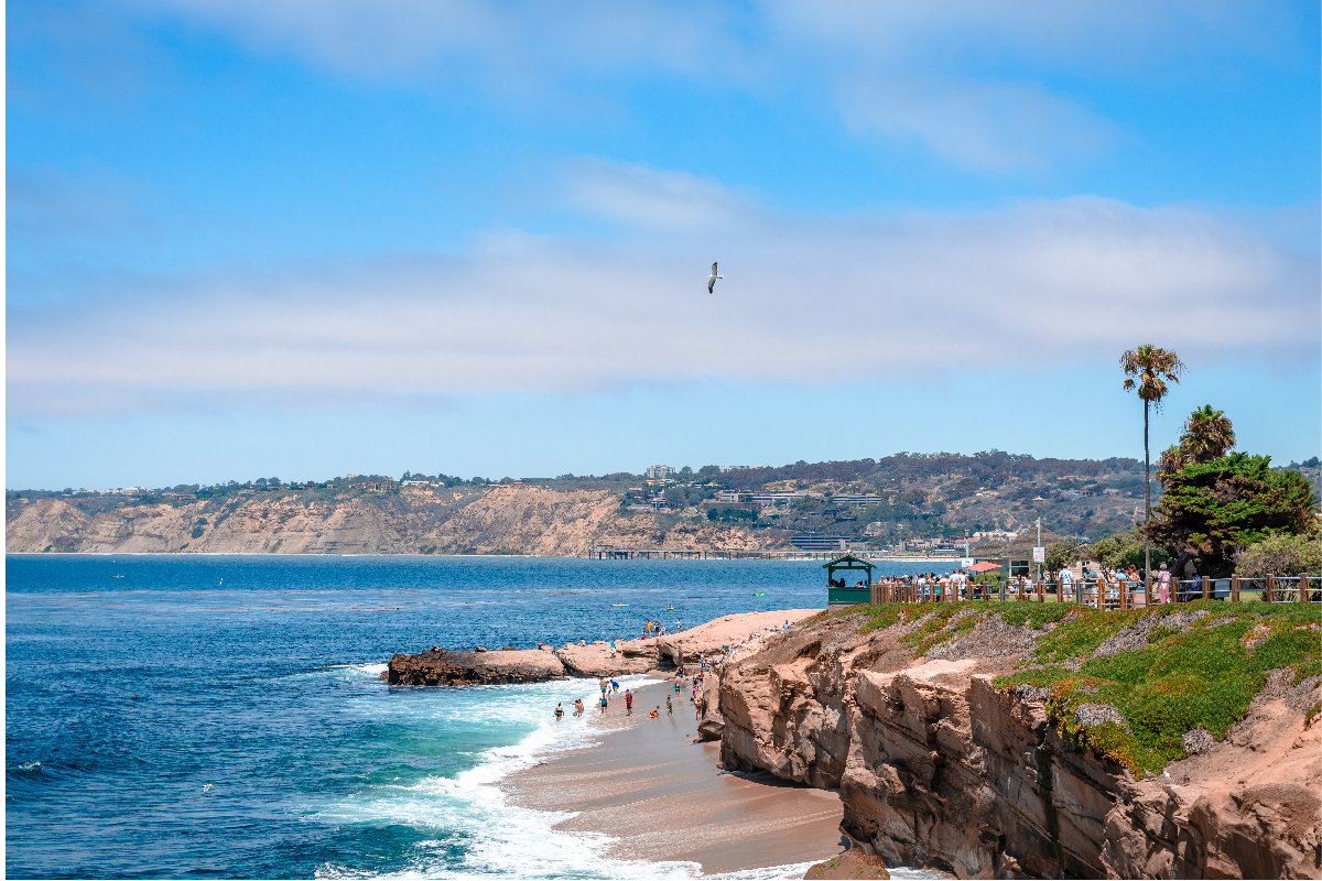 La Jolla Cove, San Diego blue water