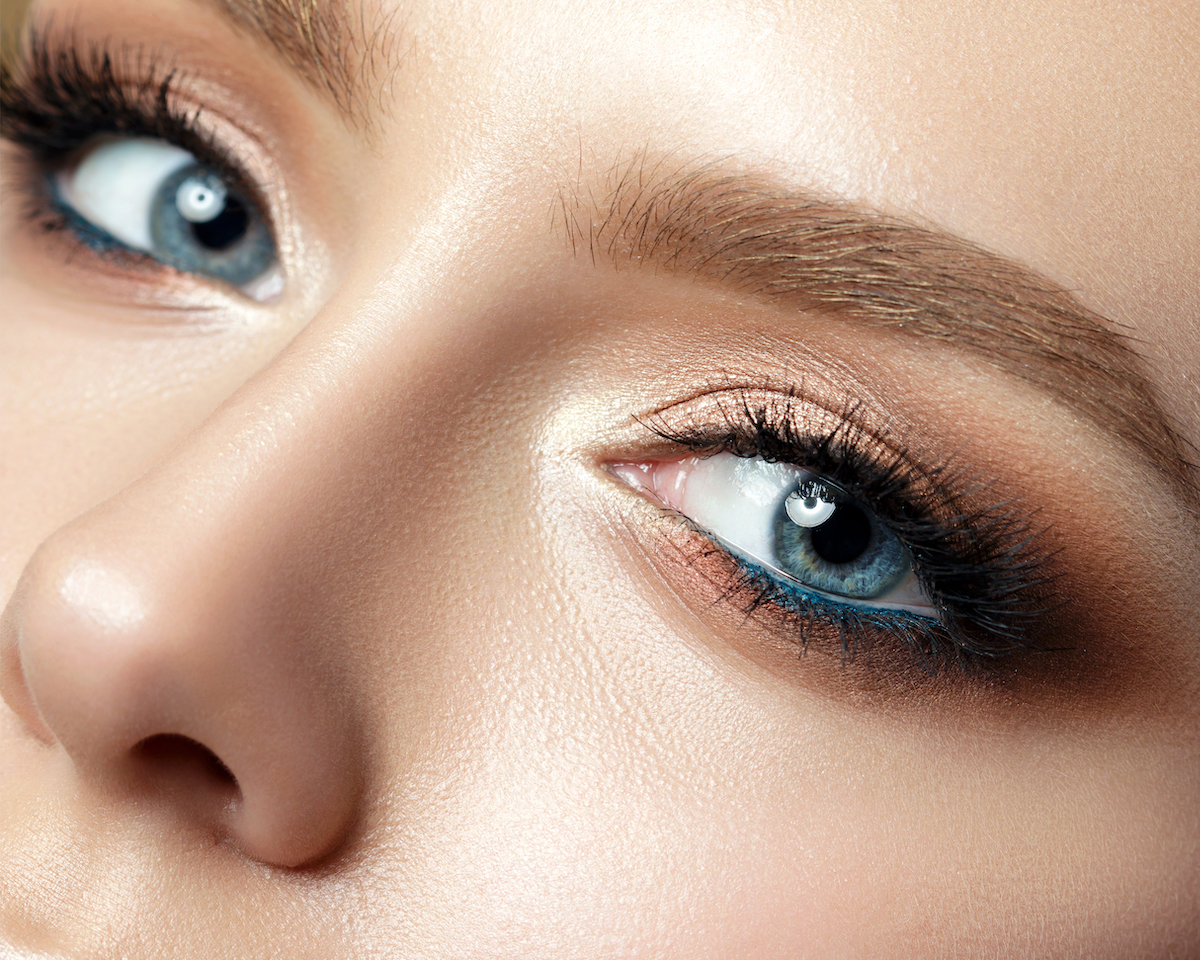 makeup colors for blue eyes