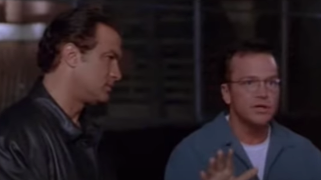Steven Seagal and Tom Arnold in "Exit Wounds"