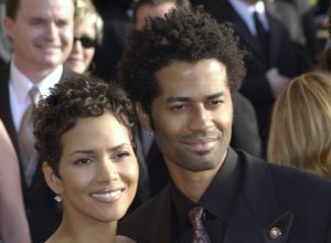 Halle Berry and Eric Benét at the 2003 Screen Actors Guild Awards