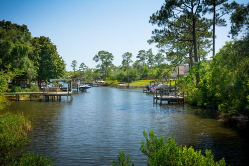 Houses along a pond in Niceville, Florida