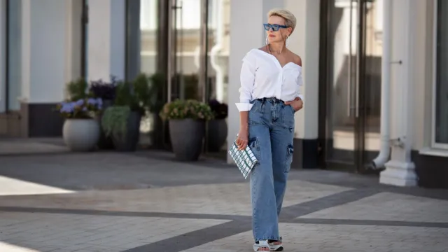 older woman sophisticated jeans look