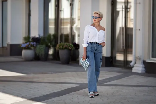 older woman sophisticated jeans look