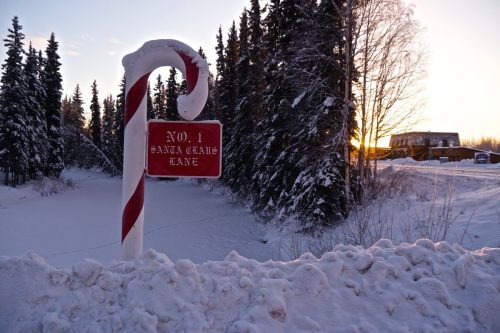 santa clause lane in north pole alaska