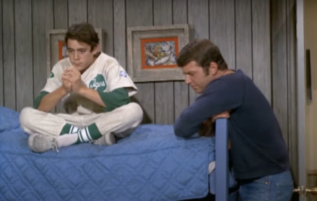 Barry Williams and Robert Reed in The Brady Bunch