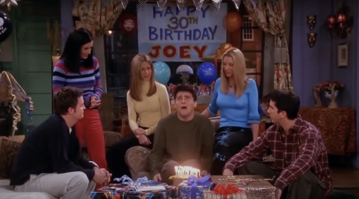 Joey's 30th birthday party on Friends