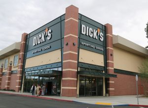 Palm,Desert,,California,,Usa,-,November,27,,2015:,Dick's,Sporting