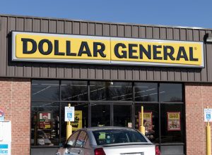 A close up of a Dollar General storefront