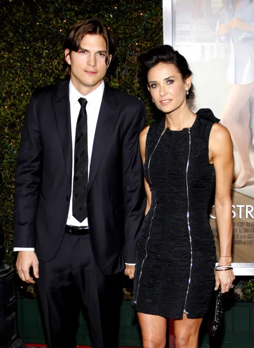 Ashton Kutcher and Demi Moore at the premiere of "No Strings Attached" in 2010