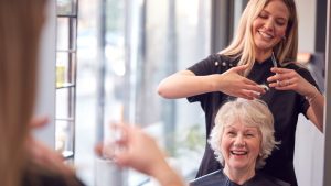 Stunning Salon Etiquette Tips image
