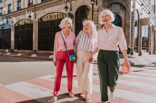 Full-length,Photo,Of,Happy,Older,Women,Are,Walking,In,Center