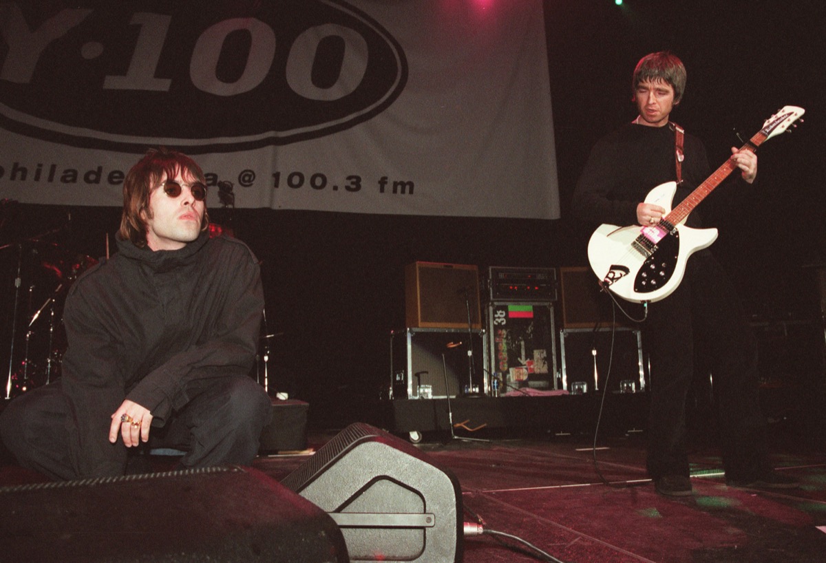 Oasis in 1999