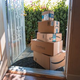 Amazon Slammed for Slashing Shipping Option