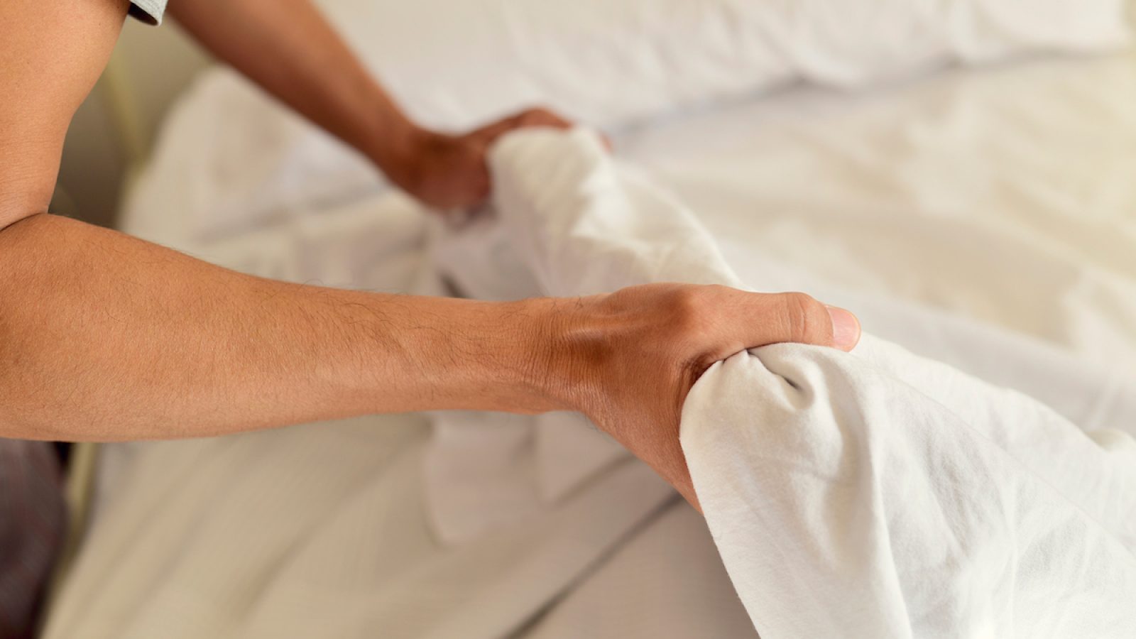 The Gross Reason to Never Make Your Bed Right After Waking