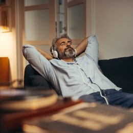 10 Relaxing Ways to Unwind After a Long Day