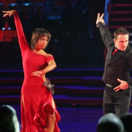 Cheryl Burke and Drew Lachey on the "DWTS" tour in 2007