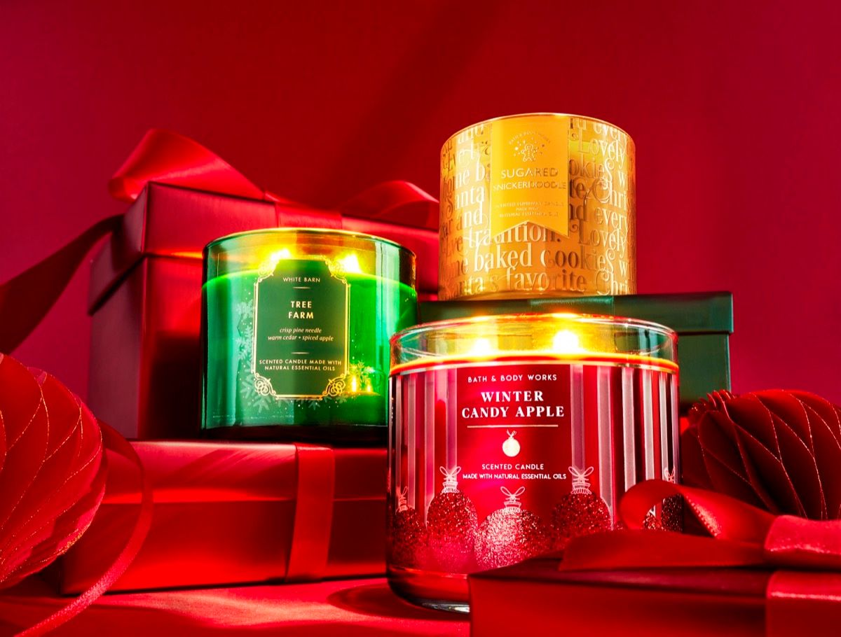    Bath And Body Works Holiday Candles 