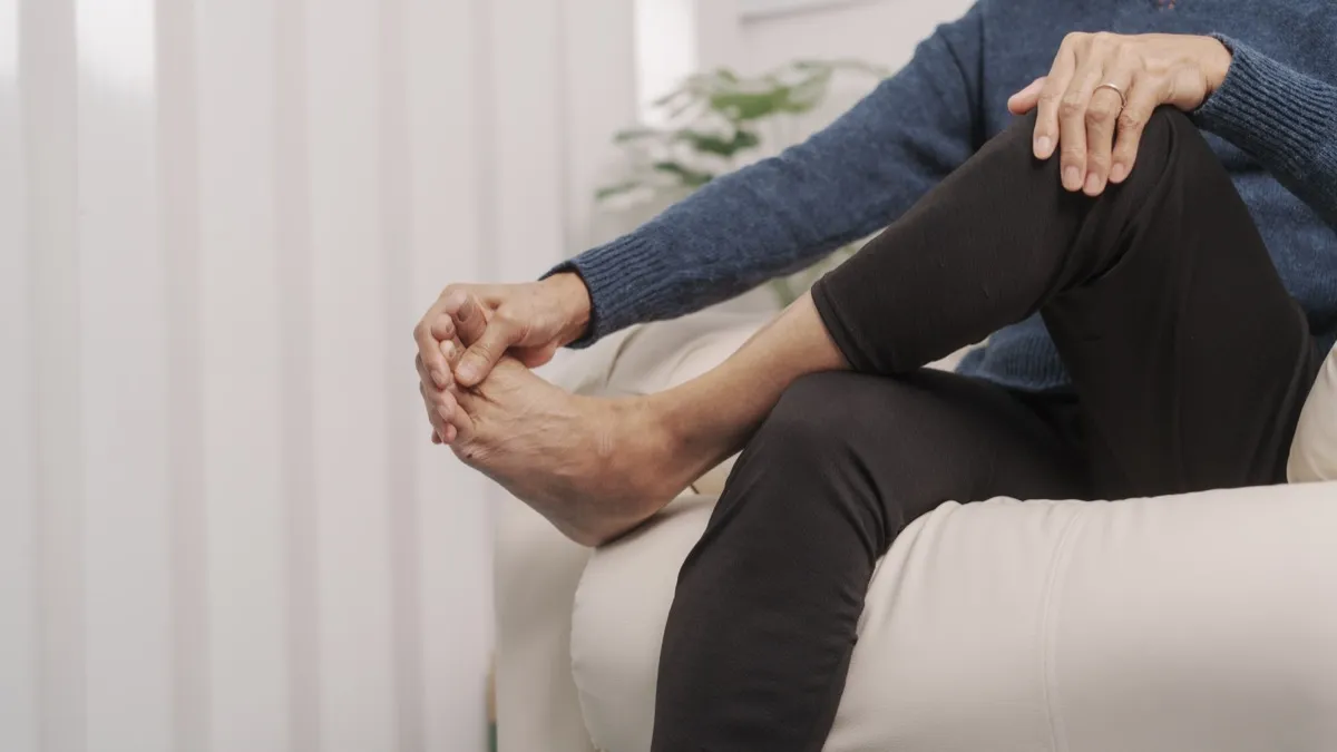 I'm a Podiatrist and These Are the Best Shoes for Foot Pain — Best Life