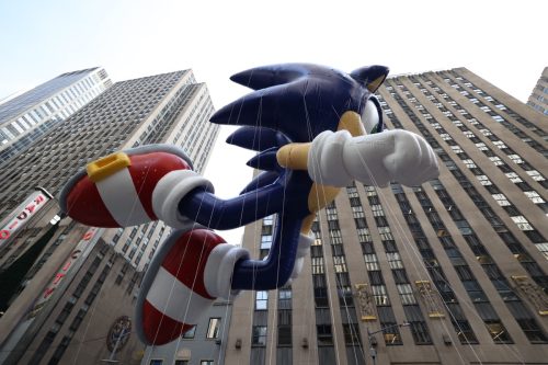 Sonic the hedgehog balloon overflying at the Macy's Thanksgiving Day Parade 
