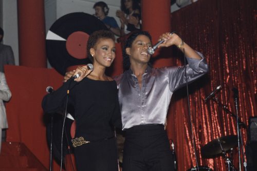 Whitney Houston and Jermaine Jackson performing in 1984