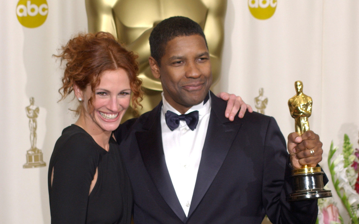 Julia Roberts and Denzel Washington at the 2002 Oscars