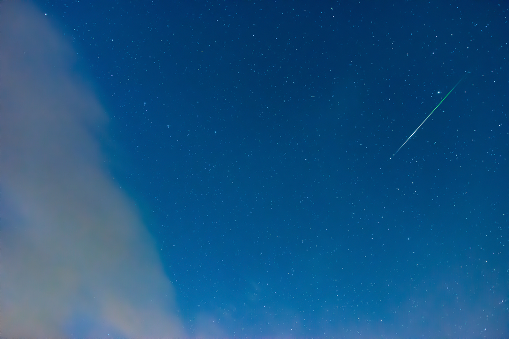 A Quadrantid meteor shooting through the sky