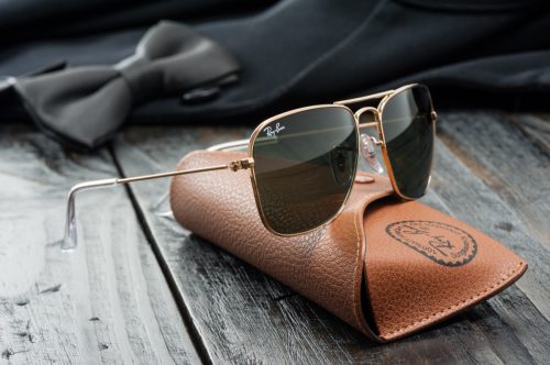 ray-ban sunglasses with case