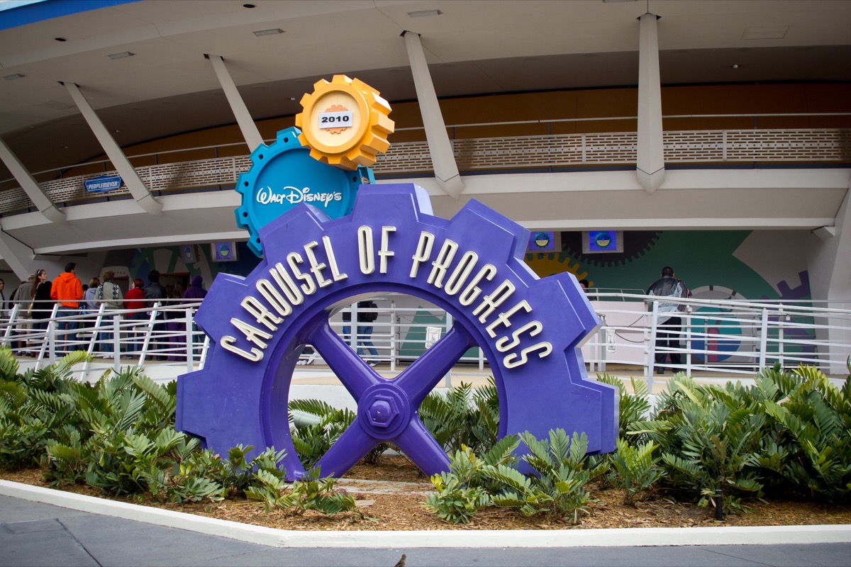 carousel of progress at disney world