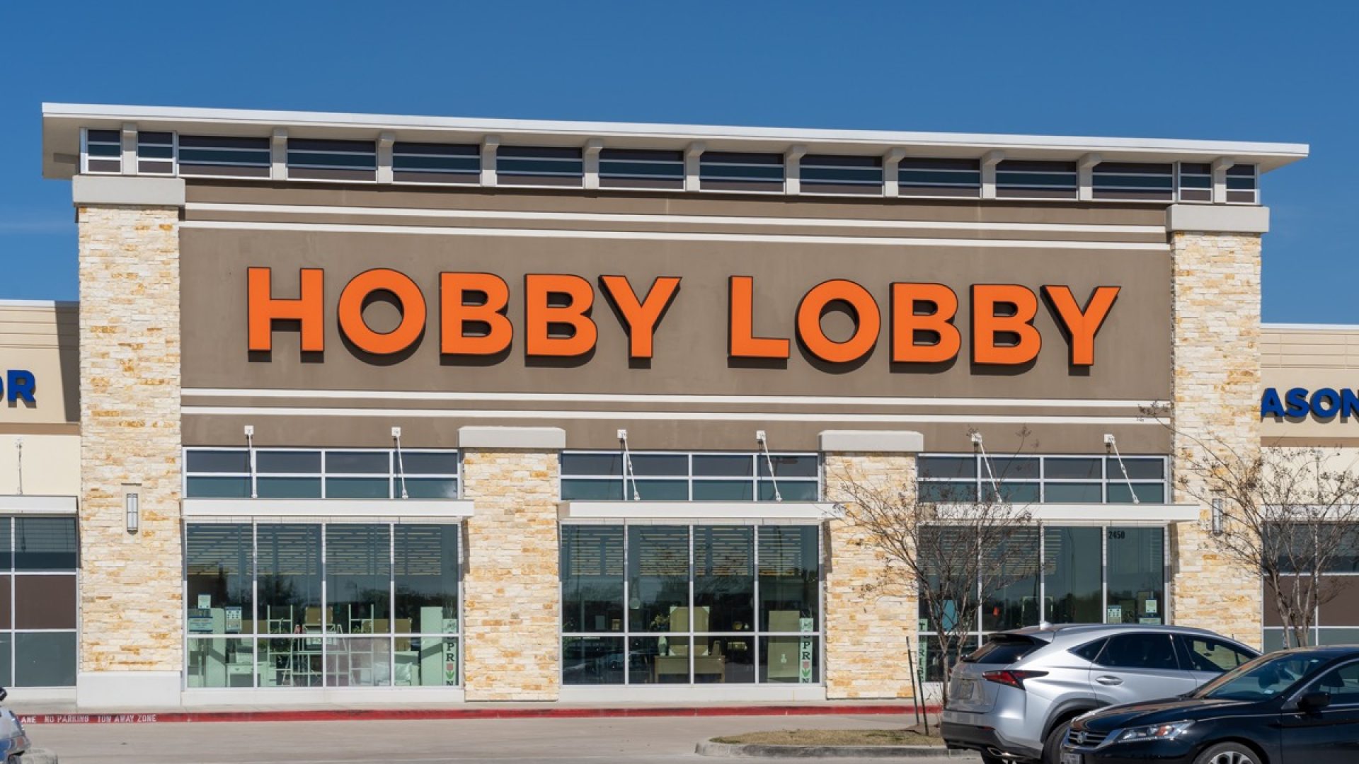 Fact Check: Does Hobby Lobby Price the Same Items Differently?