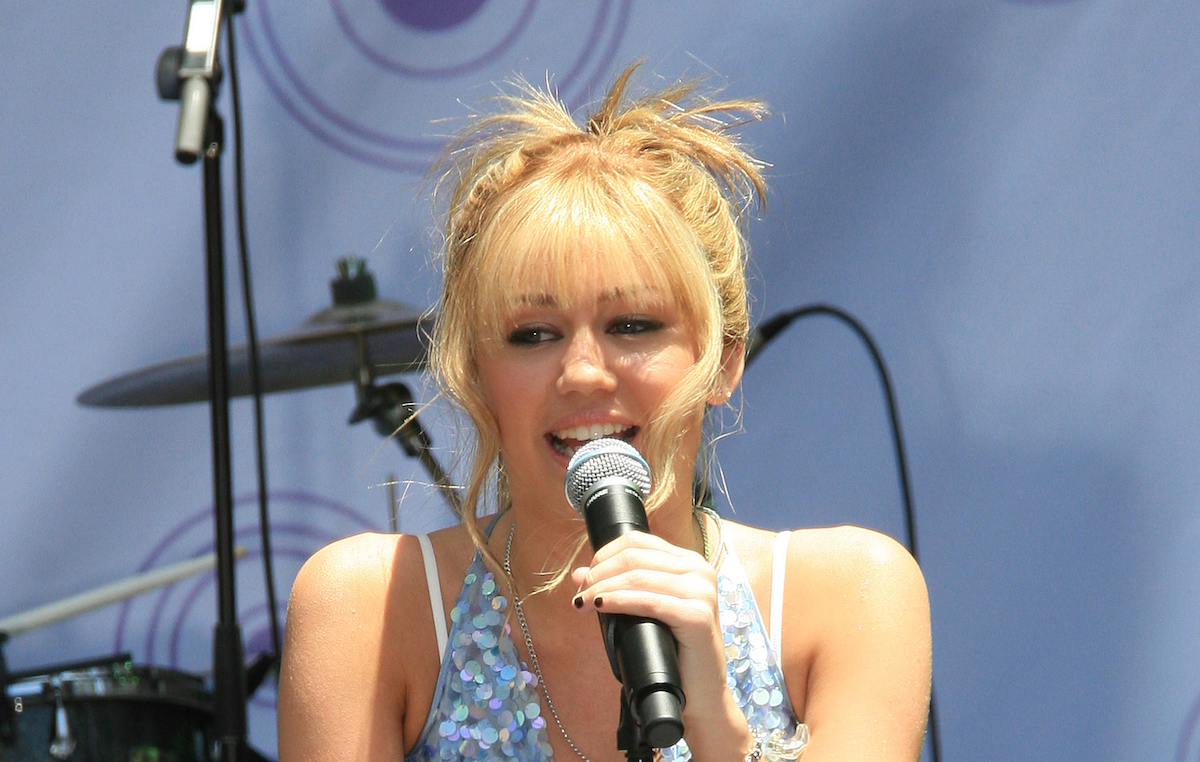 Miley Cyrus performing a concert in 2007