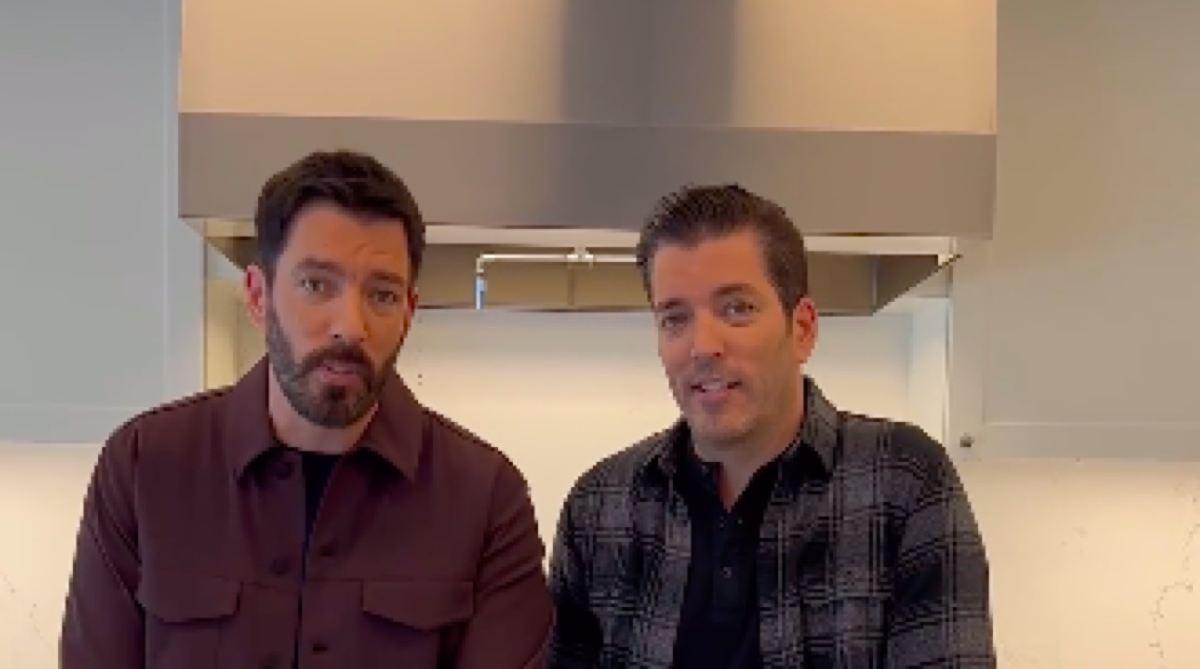 Drew and Jonathan Scott talking about home trends to avoid