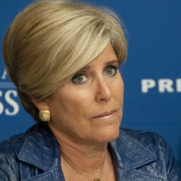 Suze Orman at the National Press Club in 2012