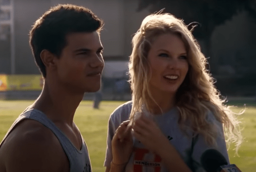 Taylor Lautner and Taylor Swift in "Valentine's Day"