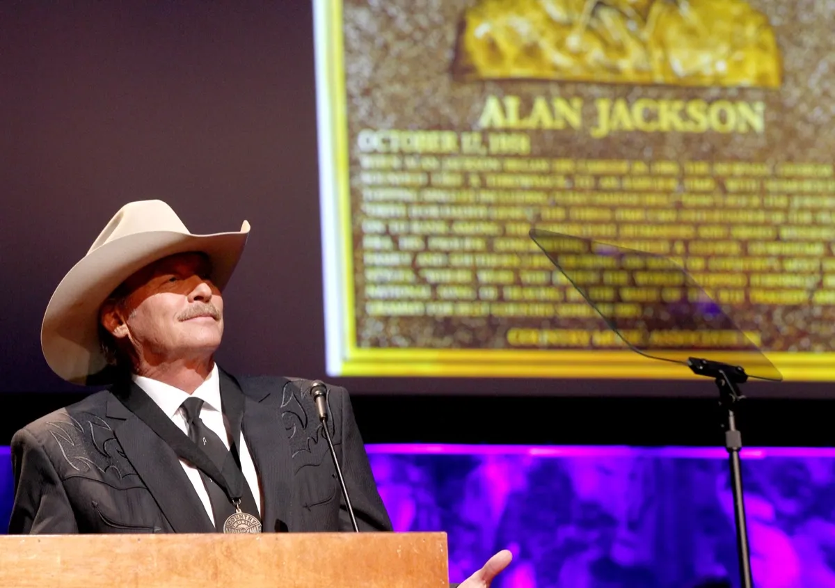 Alan Jackson being inducted into the Country Music Hall of Fame