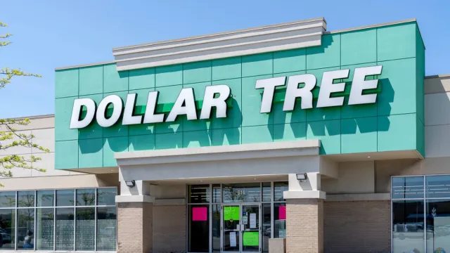 Dollar Tree Main Entrance